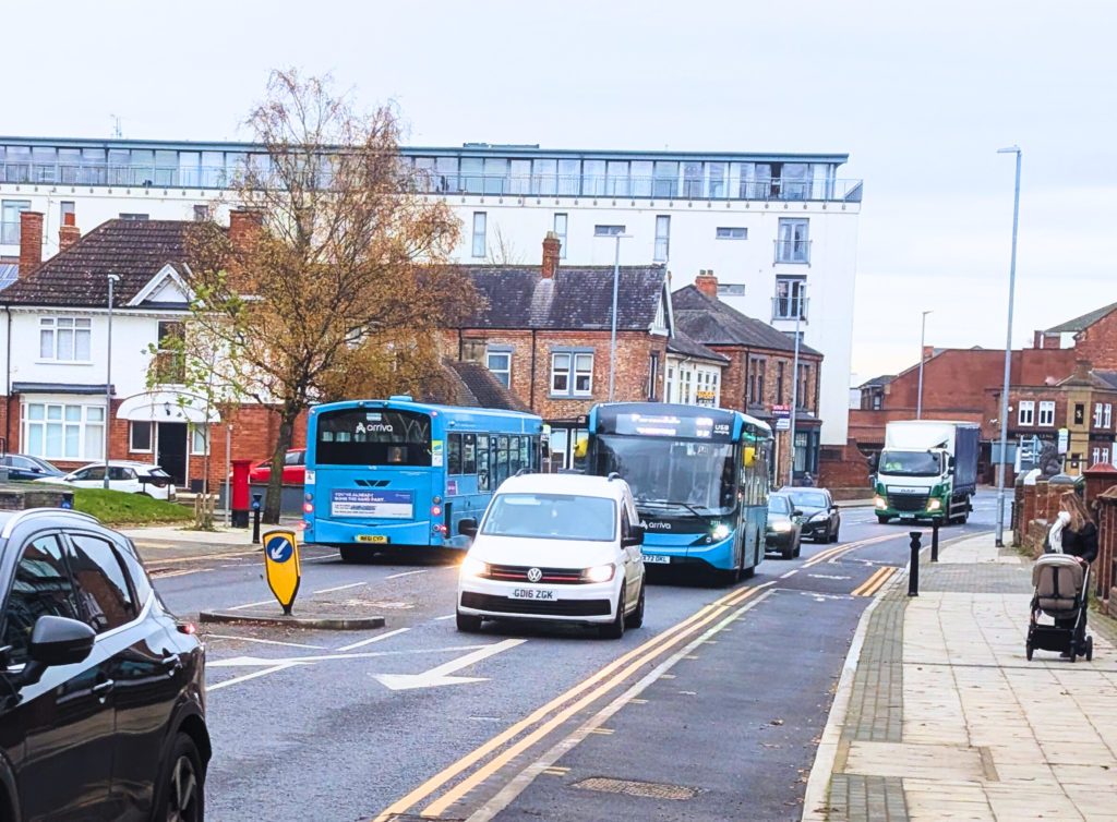 Ponto crítico de ônibus em Woodland Road, Darlington, em Tees Valley